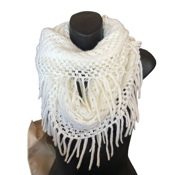 MIXIT WHITE OPEN WEAVE INFINITY SCARF WITH FRINGE - Picture 1 of 6